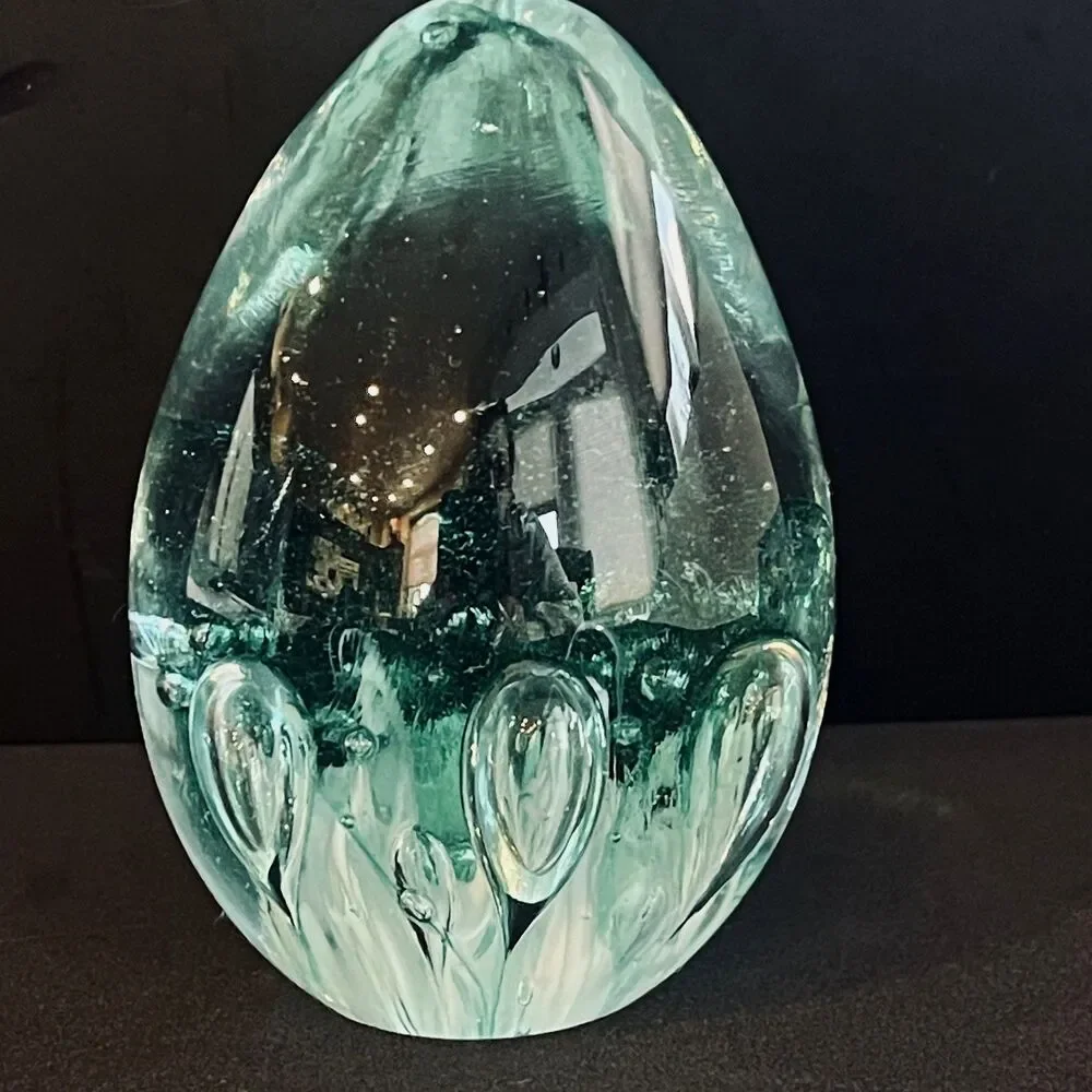 Egg Shaped Green Clear Bullicante Bubble Art Glass Paperweight Signed Vince 94